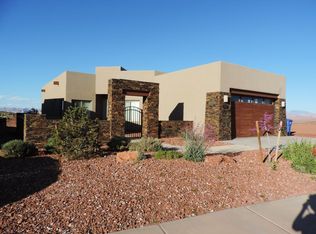 2256 Coyote Creek Rd, Page, AZ 86040