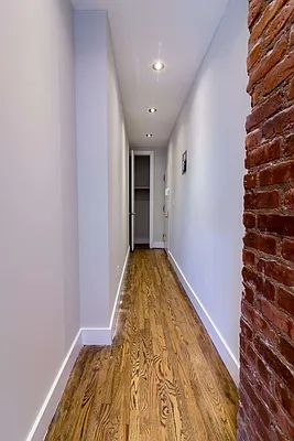 Rented by Nooklyn NYC LLC | media 16