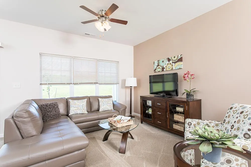 Preserve at Autumn Ridge Apartments — Photo 4