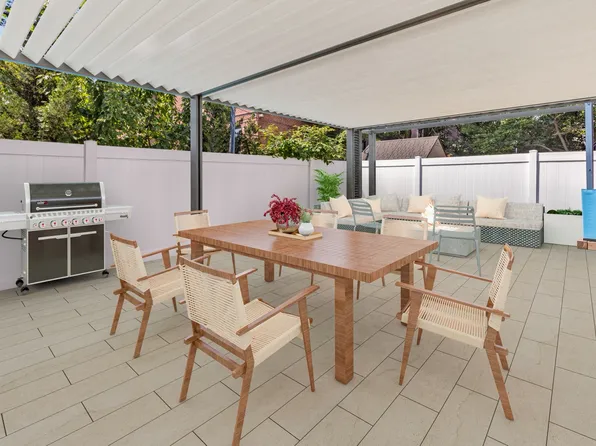 726 Manor Court image 15 of 29