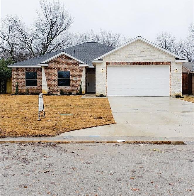 1st image of 4822 Pebbleridge Dr