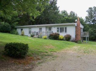 352 Del Vista Dr, Villa Ridge, MO 63089