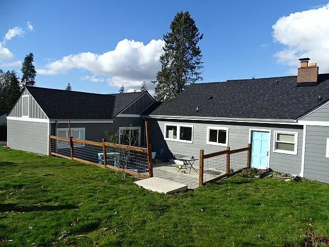 2012 Lakeway Dr — Photo 6