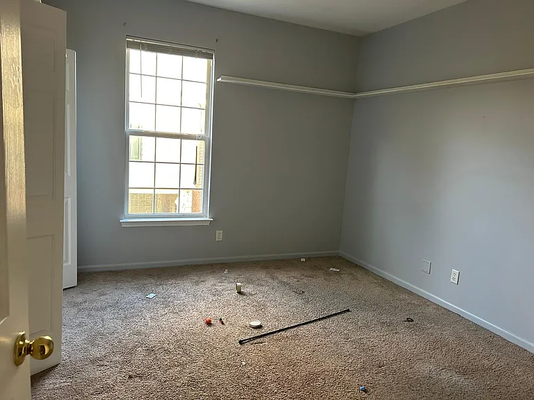 2141 Arcadia Dr — Photo 8