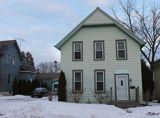 821 N 5th St, Sheboygan, WI 53081
