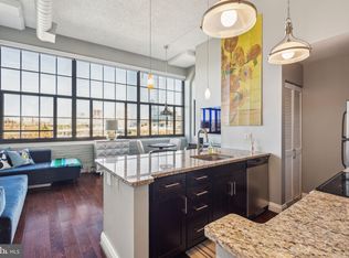 2429 Locust St APT 302, Philadelphia, PA 19103