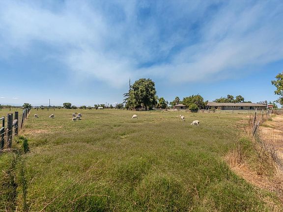 4th image of 7271 Gridley Road