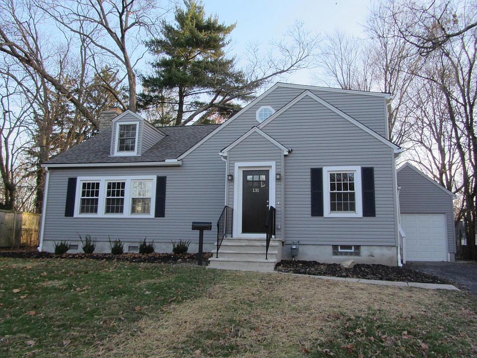 1st image of 131 Hiawatha Ave