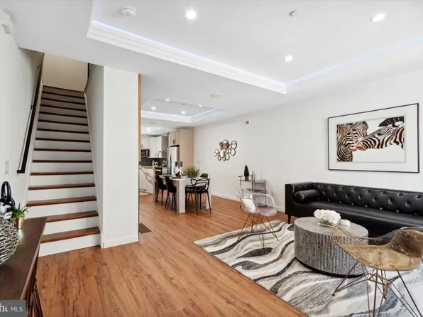 1805 E Oakdale St, Philadelphia, PA 19125