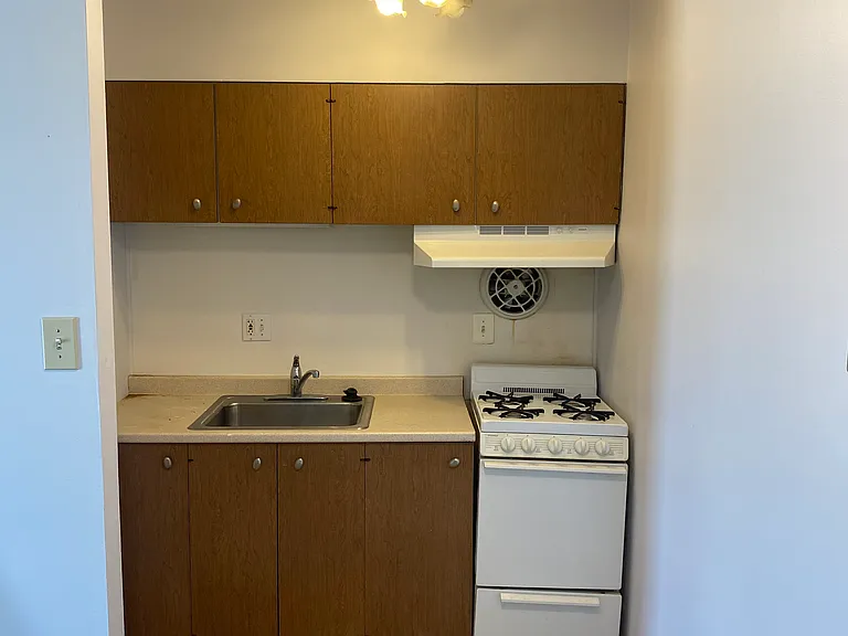 7670 Brockton Rd #207 — Photo 1