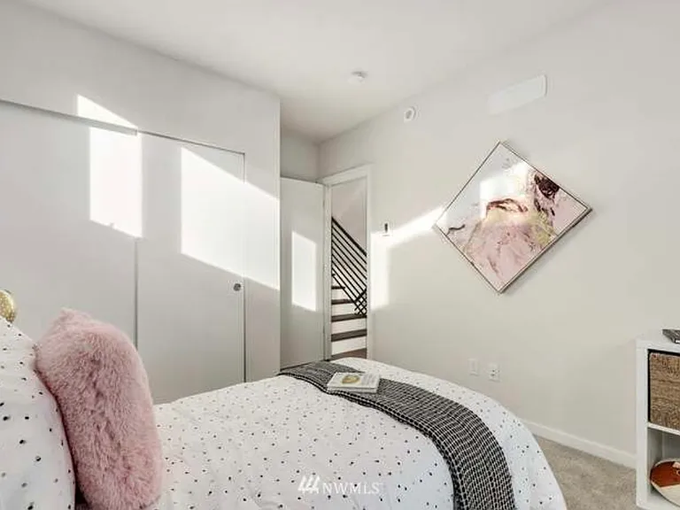 9734A Woodlawn Ave N #1 — Photo 20