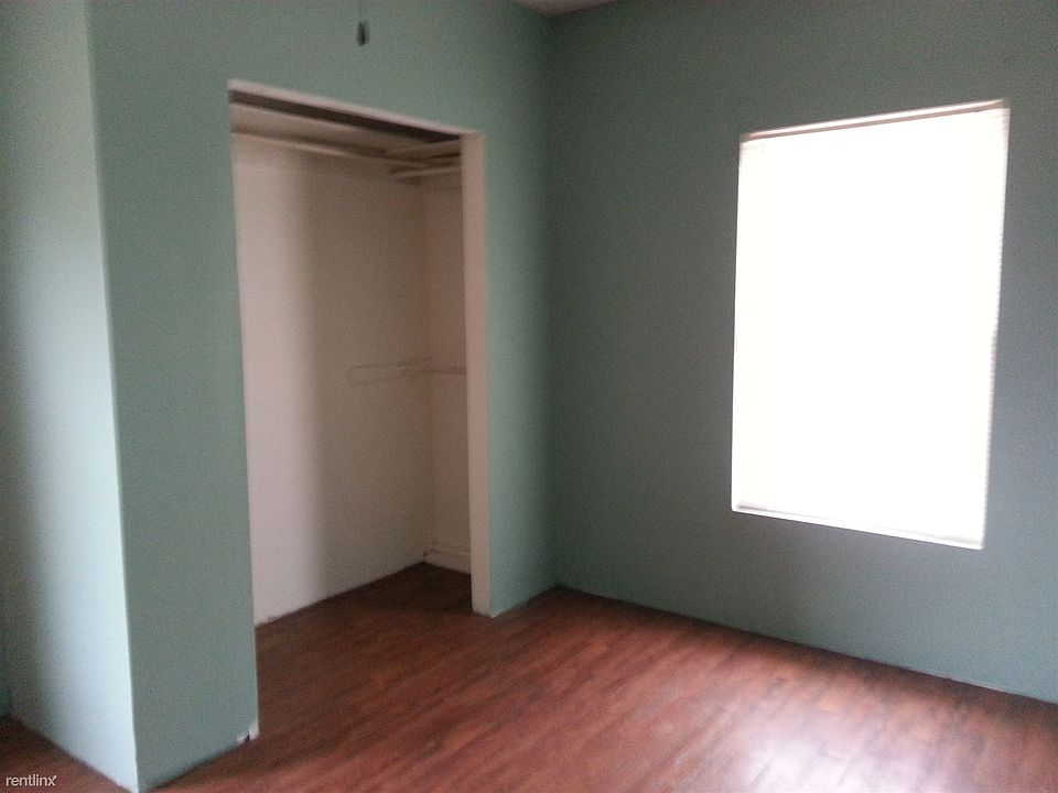 2nd image of 4054 Carol Park Rd