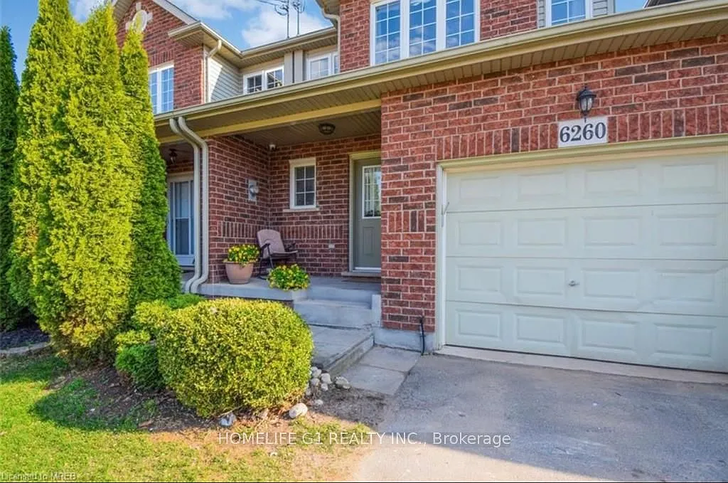 3 bed, $2,699 — Photo 3