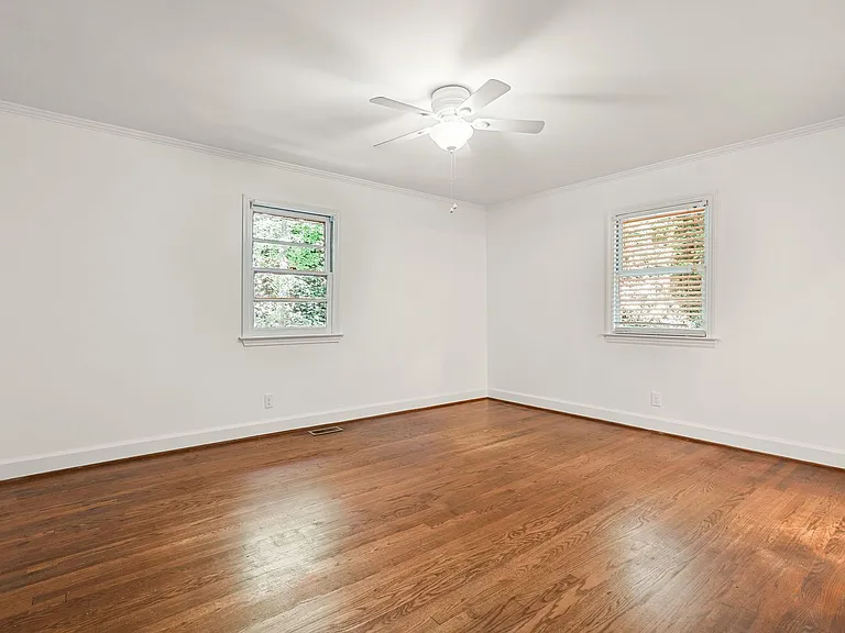 1209 Roosevelt Dr — Photo 6