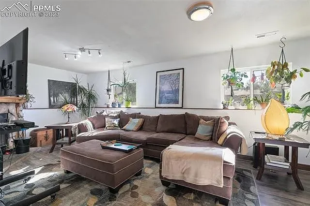 3905 Red Cedar Dr — Photo 14