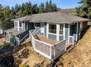 544 Lake Louise Dr SW, Lakewood, WA