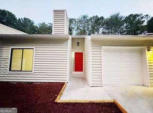 1521 Dillard Rd, Stone Mountain, GA 30088