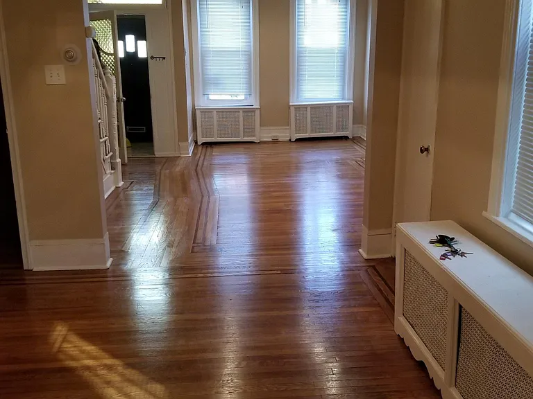 2226 Tasker St — Photo 5