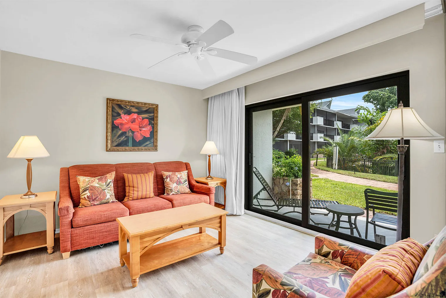 1 bed, 2.0 bath, 861 sqft, $2,123 — Photo 1