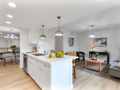 17150 Burbank Blvd UNIT 25, Encino, CA, 91316