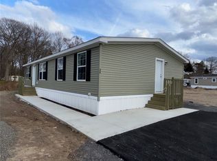 36 Sebastian Dr, Rochester, NY 14625