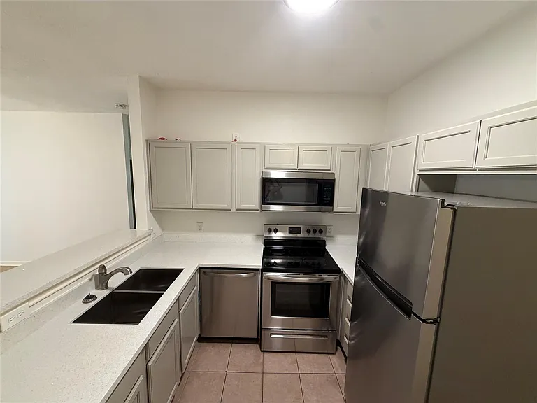 4516 White Rock St #A — Photo 8