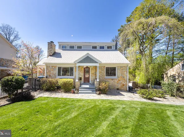 4018 Estabrook Dr, Annandale, VA 22003