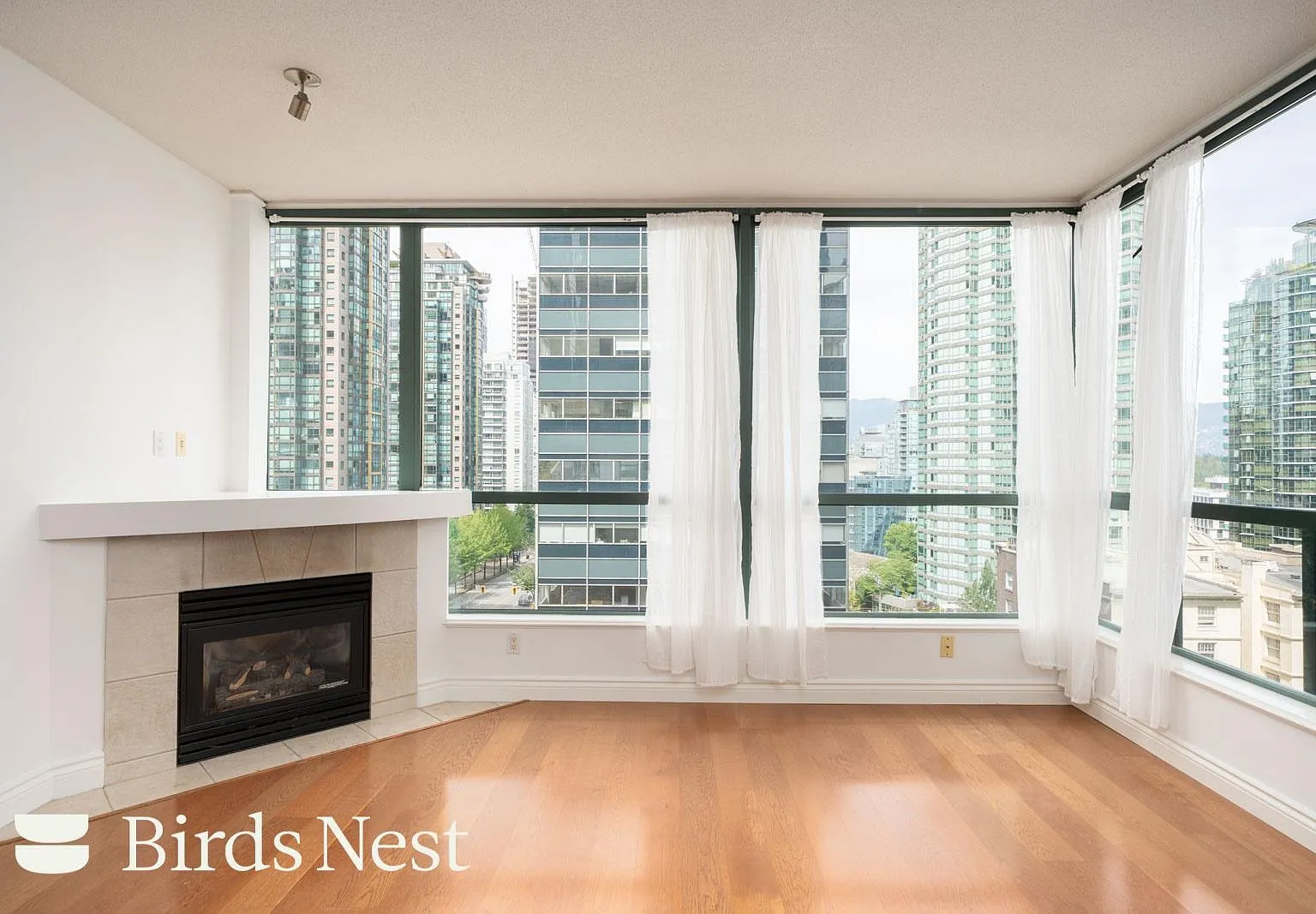 1 bed, 612 sqft, $2,450 — Photo 1