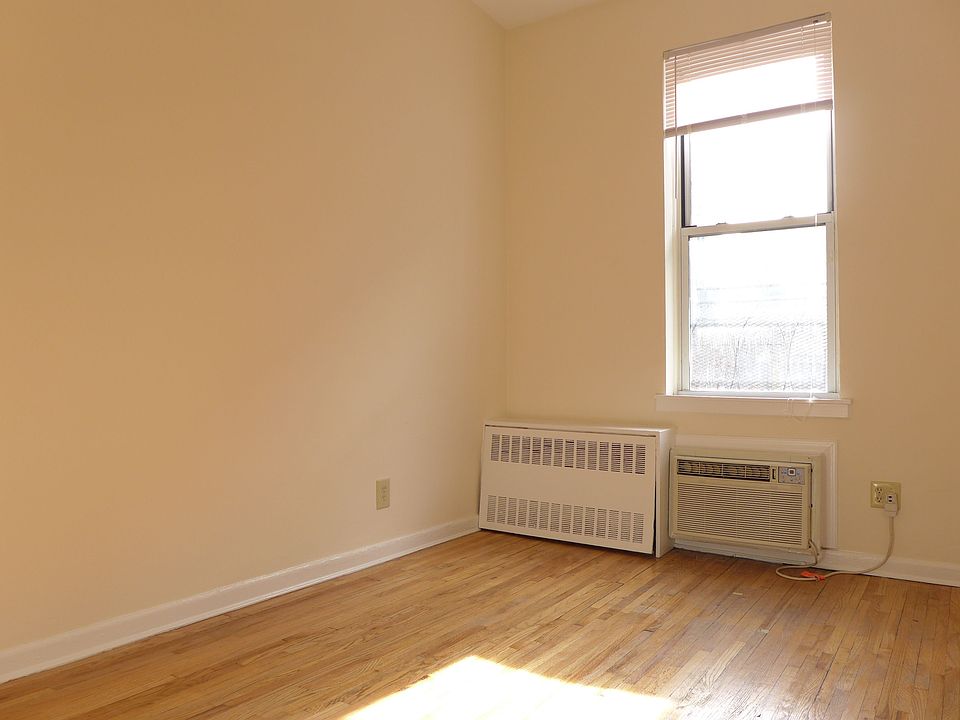 1st image of 23 W 84th St APT 5A