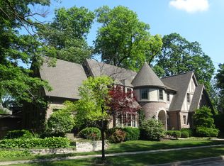 788 Willis St, Glen Ellyn, IL 60137