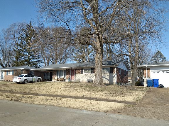 2nd image of 27 Hammes Dr