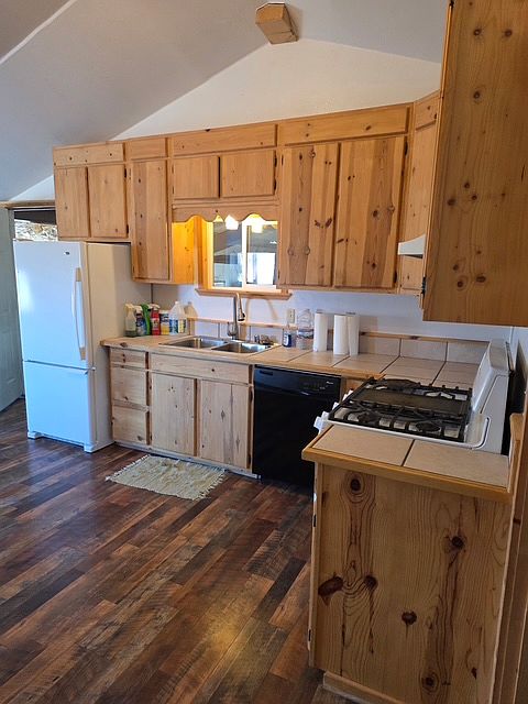 1st image of 215 County Road 22 #1