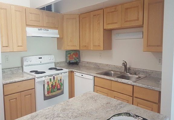 3rd image of 950 Kumukoa St