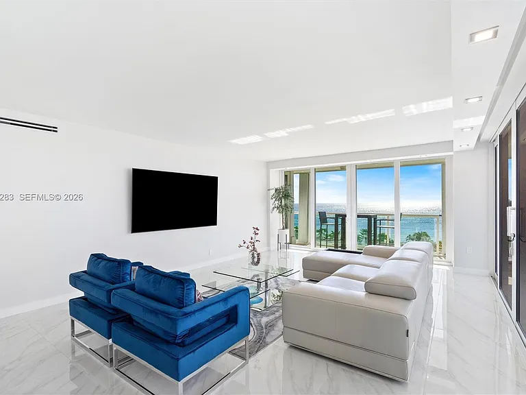 2100 S Ocean Ln #502 — Photo 6