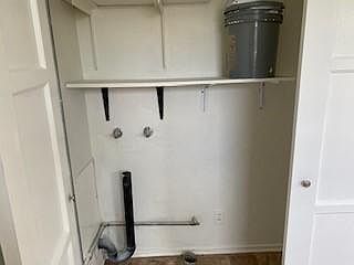 5th image of 8420 Summerfield Ave