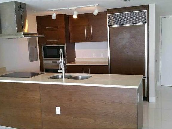 3rd image of 495 Brickell Ave APT 1903
