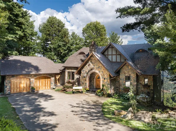 342 Doubletop Ln, Candler, NC 28715