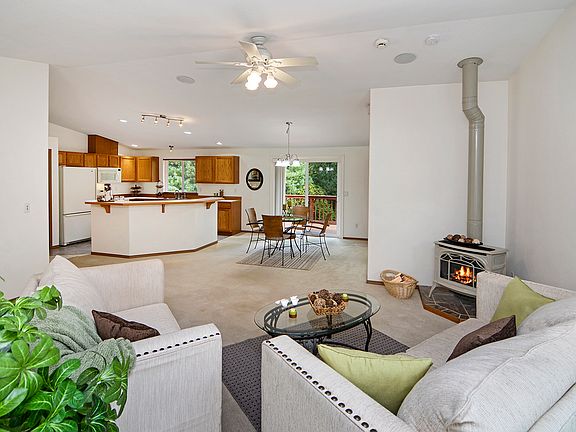 5th image of 5352 Barefoot Ln NW