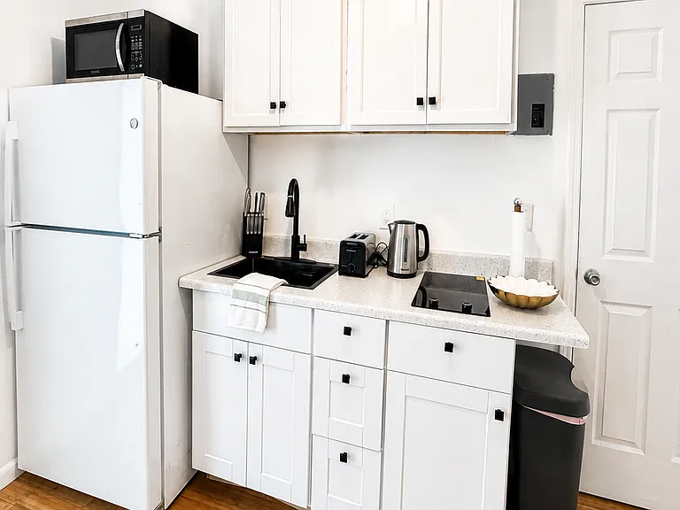 1413 SW 23rd Ave #1 — Photo 9