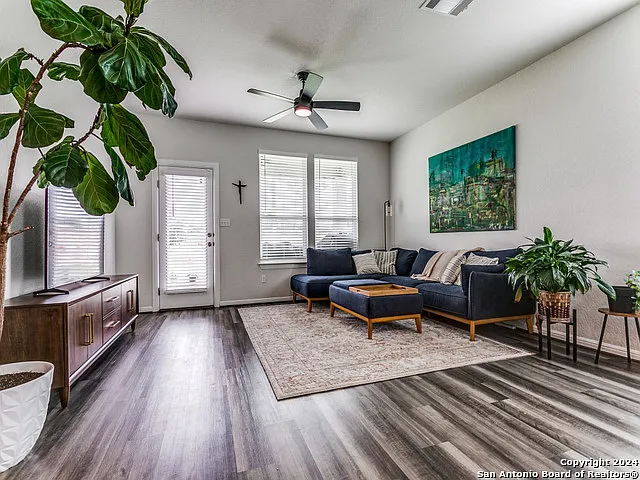 15066 Palm Desert Ct — Photo 5