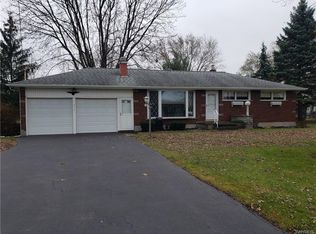 4581 Miller Rd, Niagara Falls, NY 14304