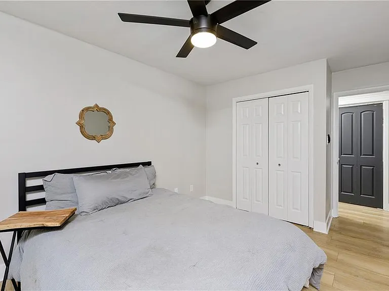 2201 Hunters Wood Way — Photo 23