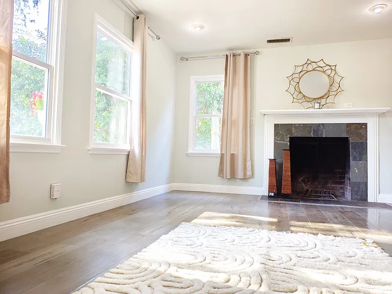 8816 Chimineas Ave — Photo 6
