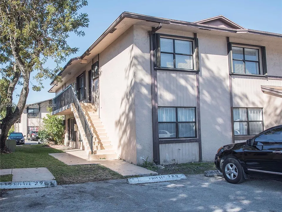 2500 W 67th Pl #21-26