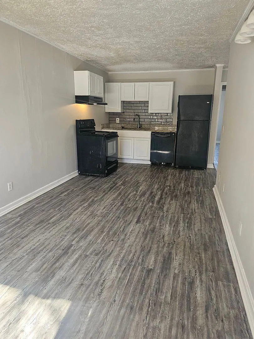 317 Whaley Street — Photo 2