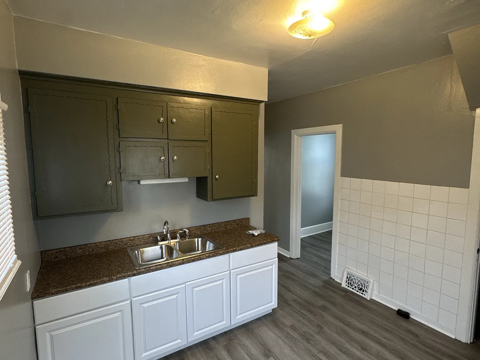 2 bed, 825 sqft, $1,400 — Photo 4