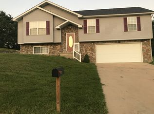 6 Kee Dr, Union, MO 63084