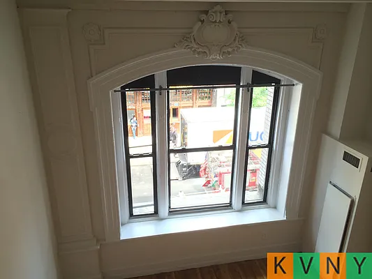 Rented by KVNY Soho | media 15