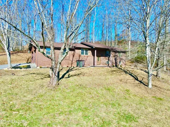 1360 Chumley Rd, New Tazewell, TN 37825