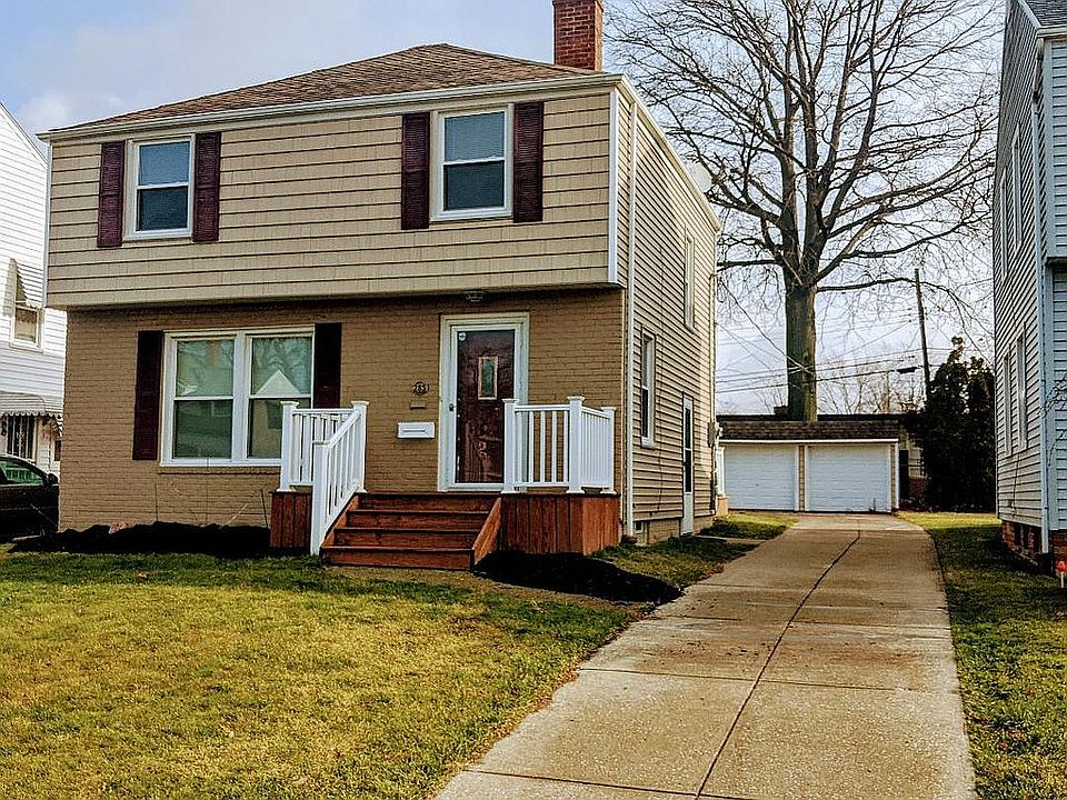 East 204th Front of House